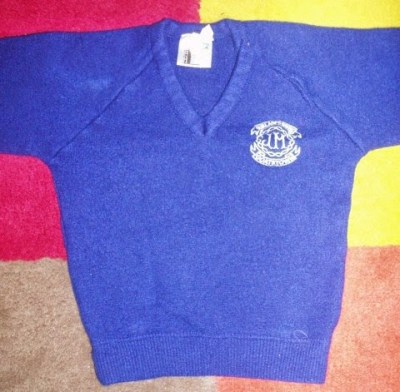 make pair of slippers from felted jumper